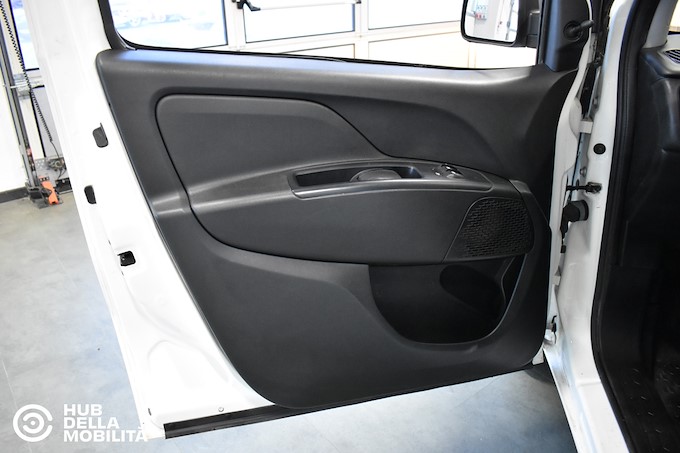 FIAT Doblò 1.6 MJT 105CV PL-TN Cargo Maxi Lamierato SX 3 posti